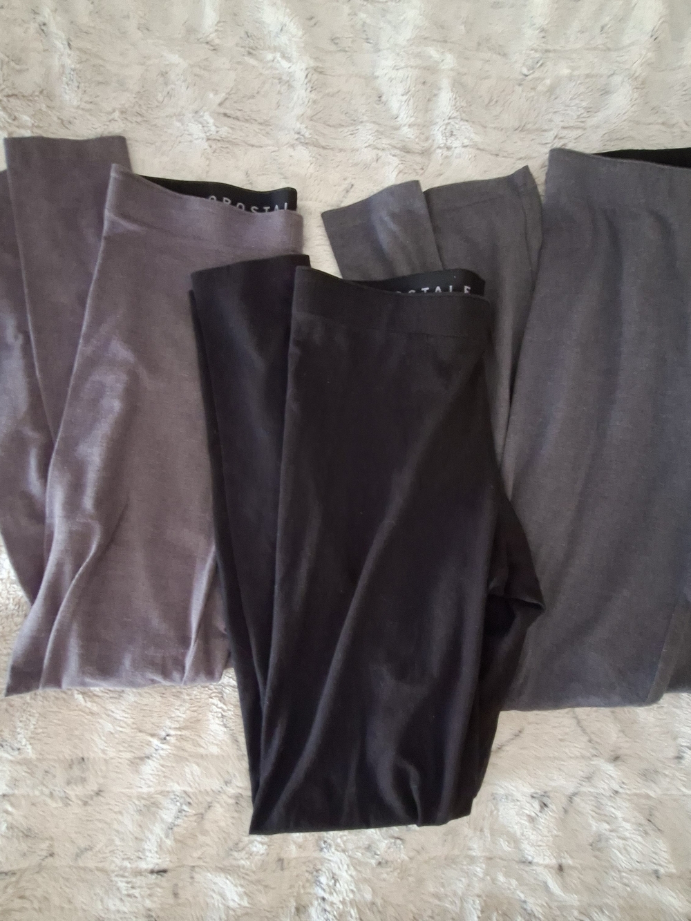 Aeropostale Women’s Black and Gray Leggings Set Of 3 - Medium